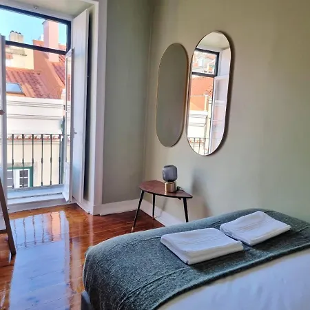 3 Bedroom Apt, Historical Center, Tagus River View 公寓 *