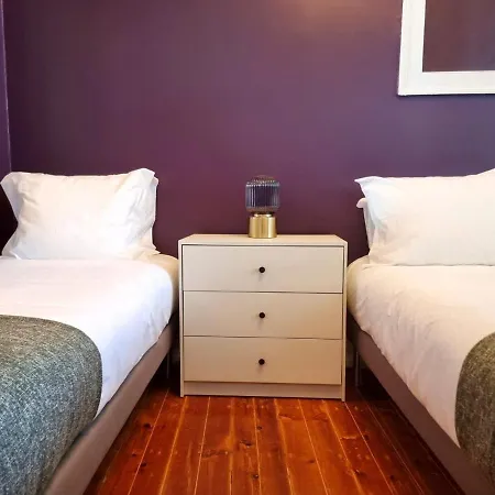 3 Bedroom Apt, Historical Center, Tagus River View 公寓 *