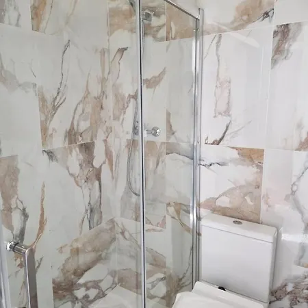 3 Bedroom Apt, Historical Center, Tagus River View 리스본