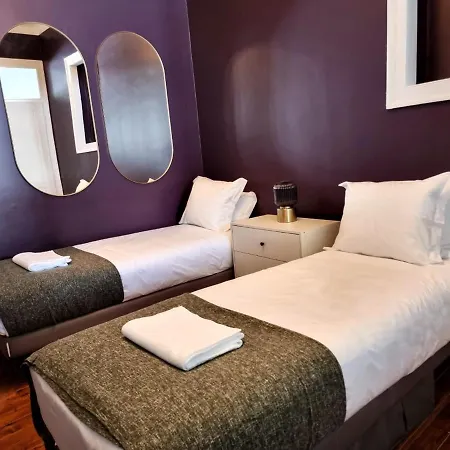 3 Bedroom Apt, Historical Center, Tagus River View 리스본