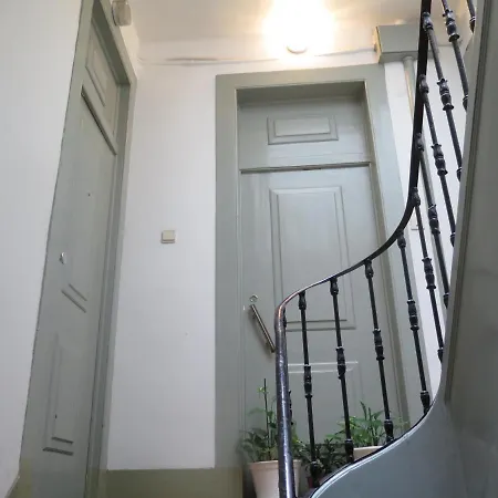 아파트 3 Bedroom Apt, Historical Center, Tagus River View 리스본